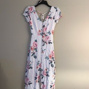 Floral buttoned down maxi dress